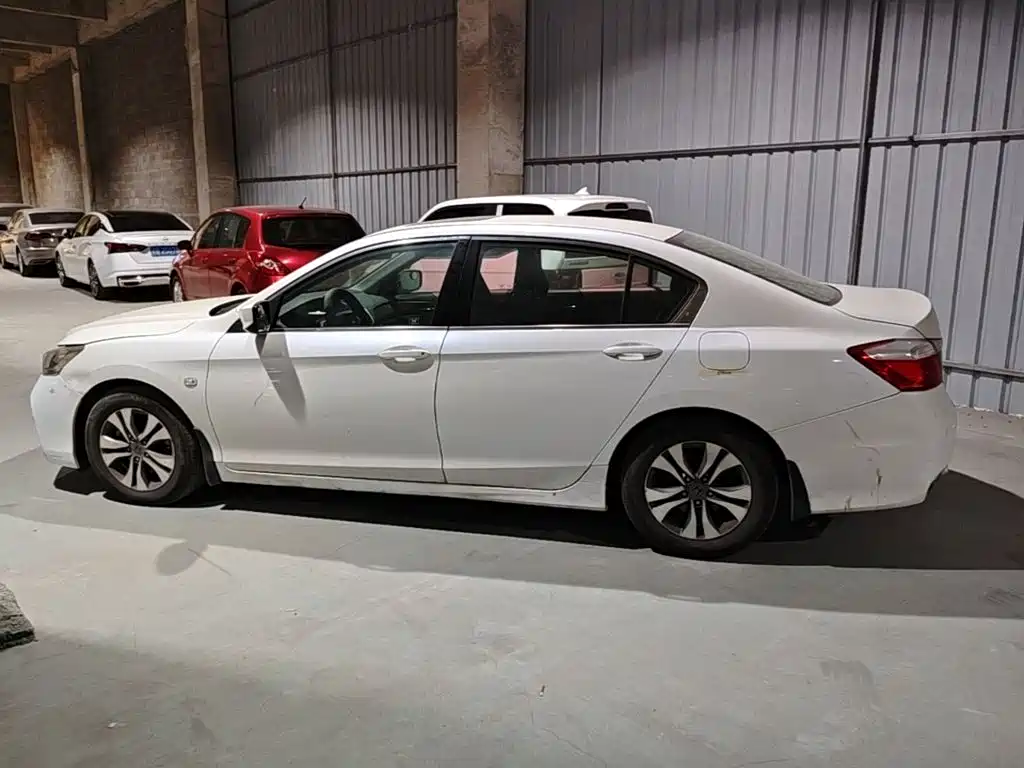 Honda Accord — миниатюра 25