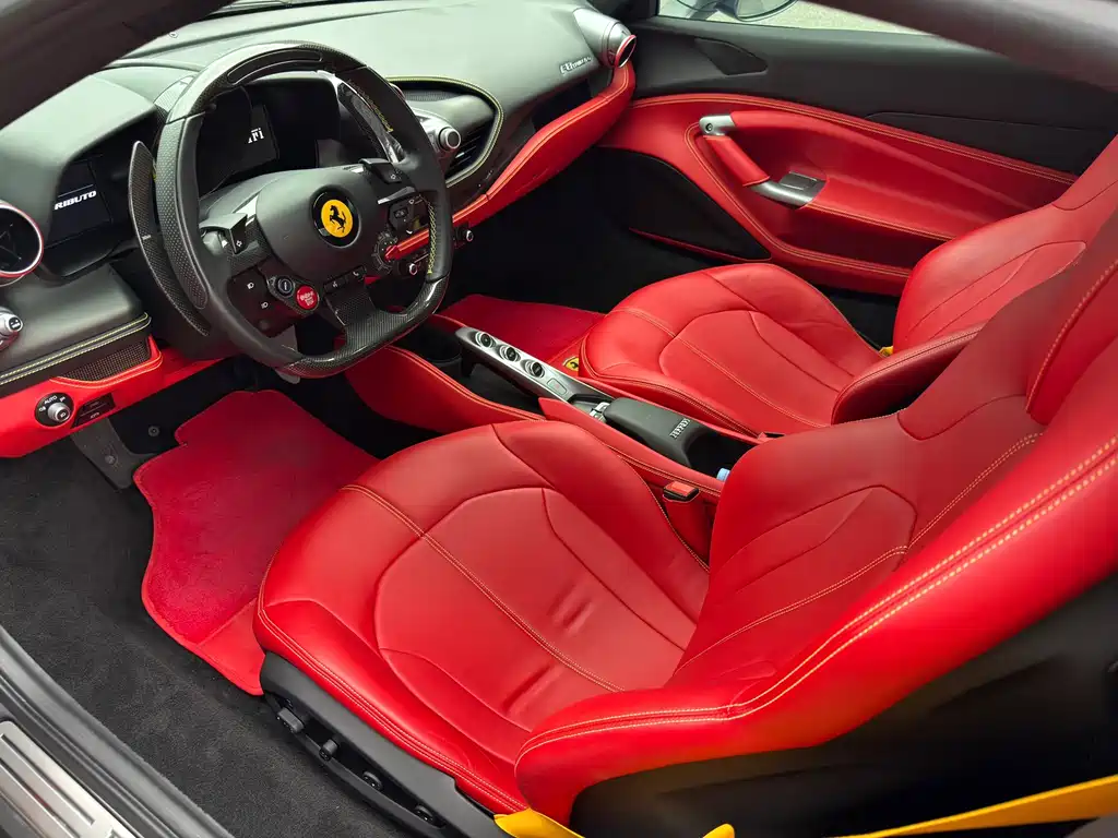 Ferrari F8 — миниатюра 10