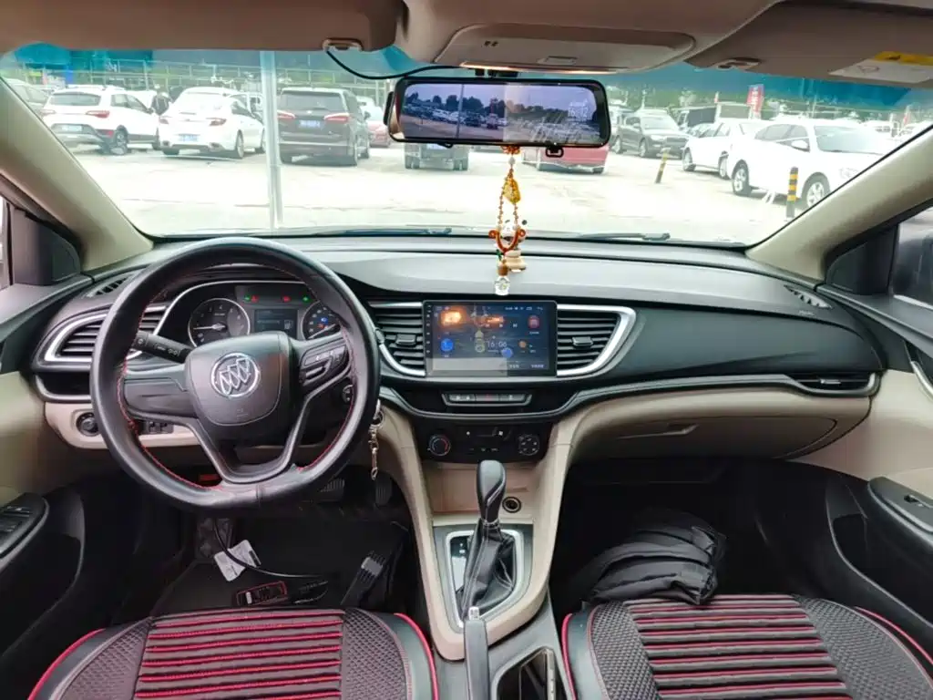 Buick Excelle — миниатюра 10