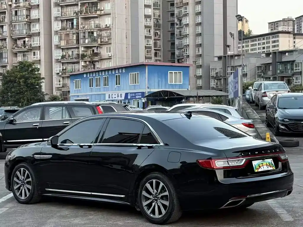 Lincoln Continental — миниатюра 4