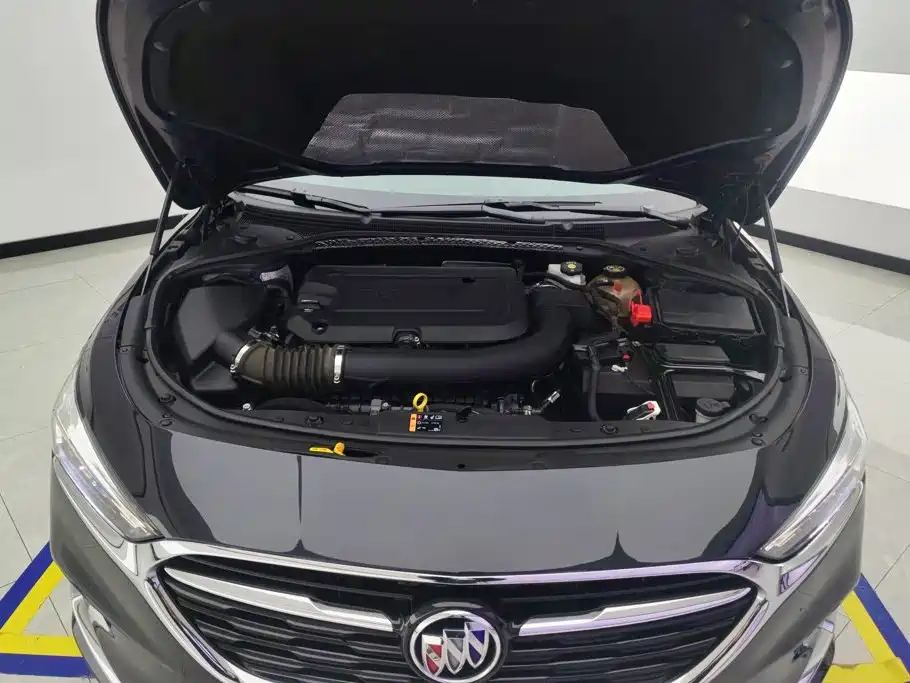 Buick LaCrosse — миниатюра 10