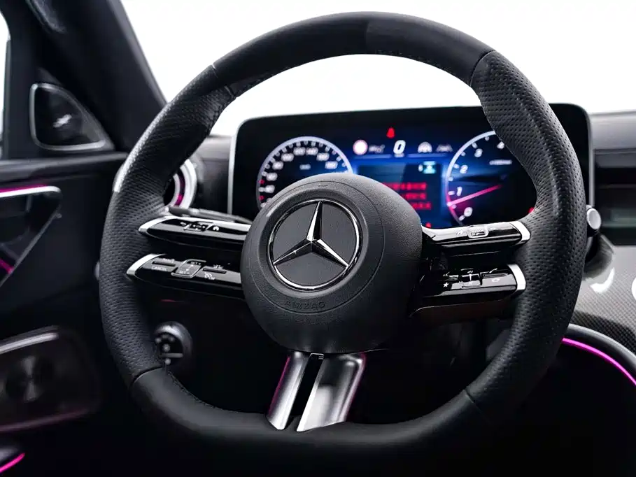 Mercedes-Benz C-Class — миниатюра 23