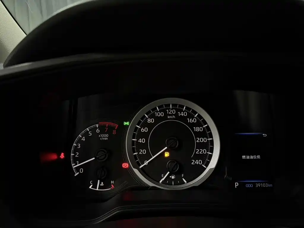 Toyota Corolla — миниатюра 14