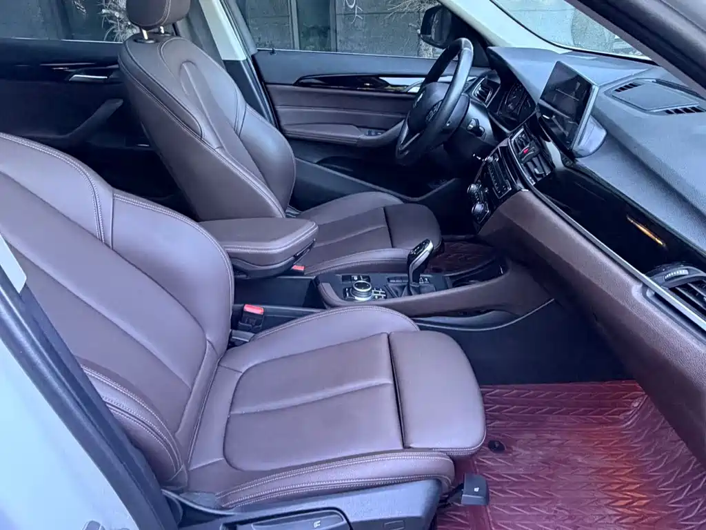 BMW X1 — миниатюра 12