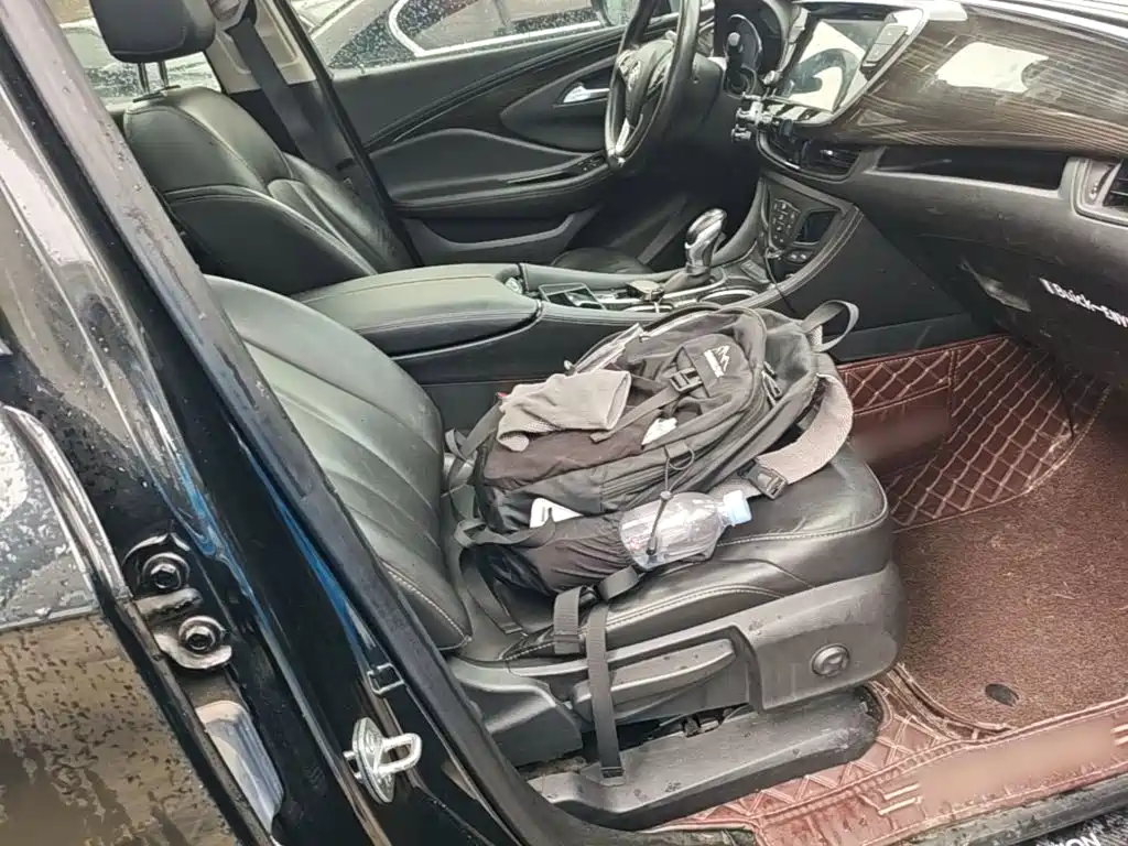 Buick Envision Plus — миниатюра 25