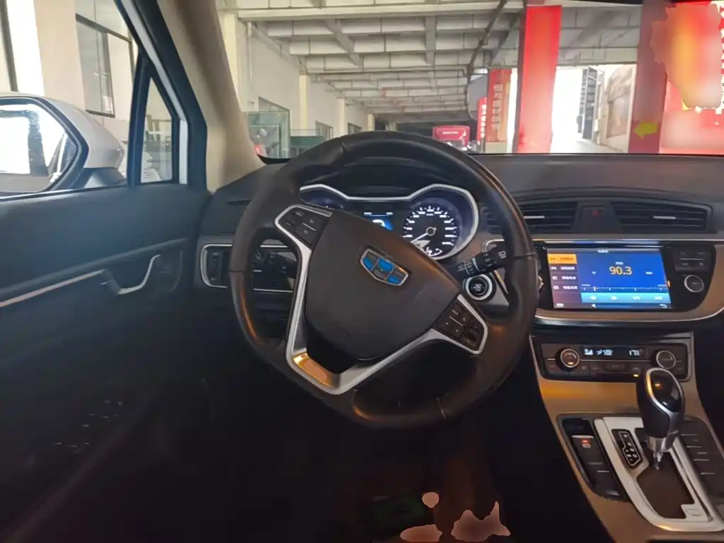 Geely Emgrand GS — миниатюра 11