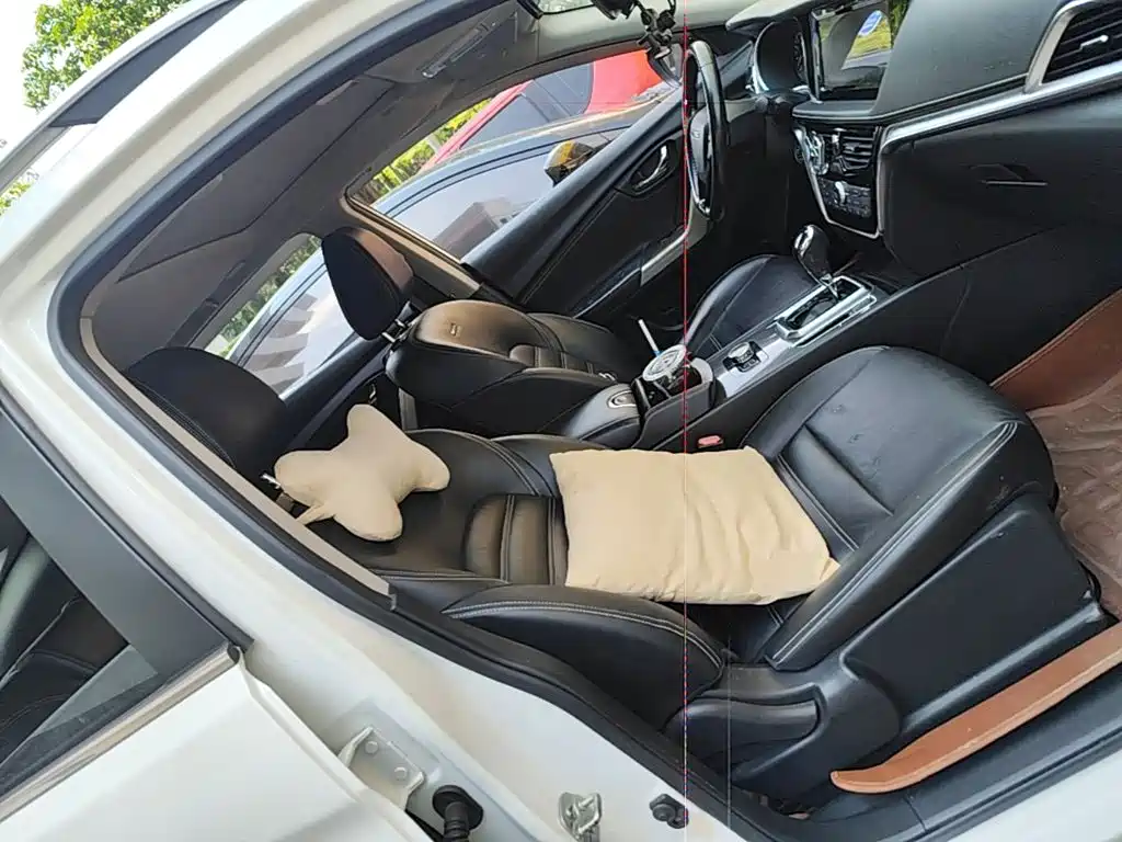 Venucia T90 — миниатюра 25