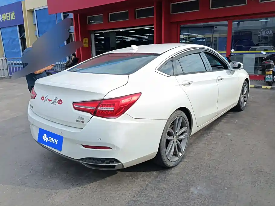 Hongqi Hongqi H5 — миниатюра 3
