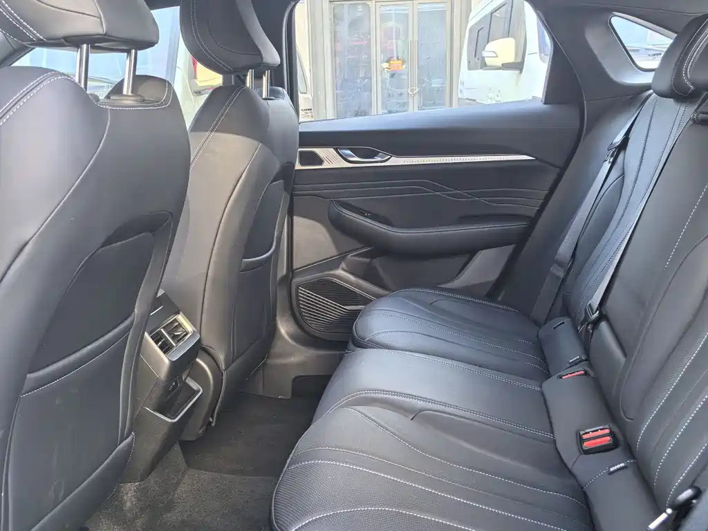 GEELY AUTOMOBILE XINGRUI