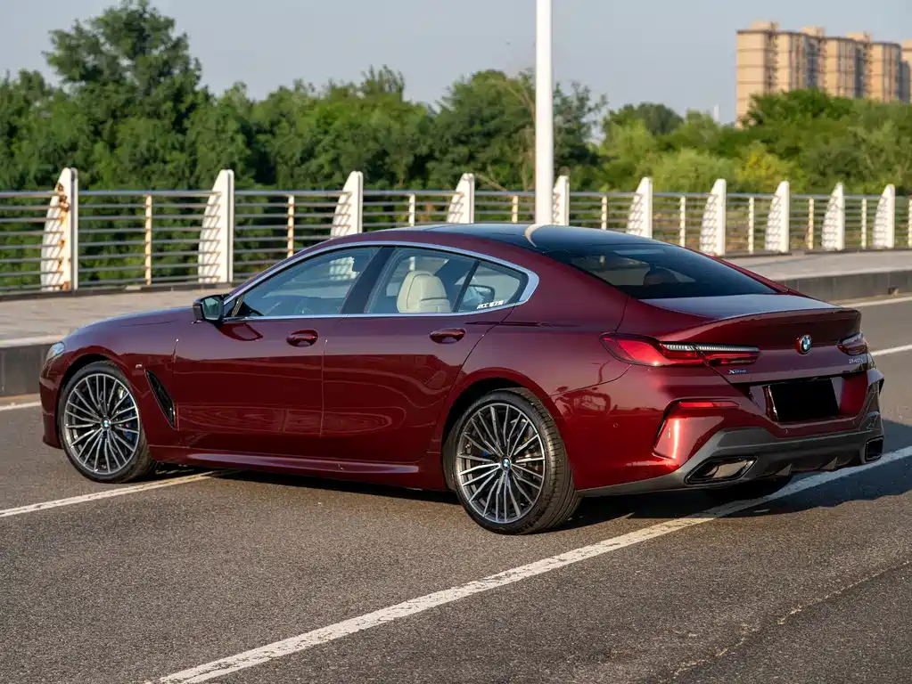 BMW 8 Series 8 2019 840i xDrive M Sport