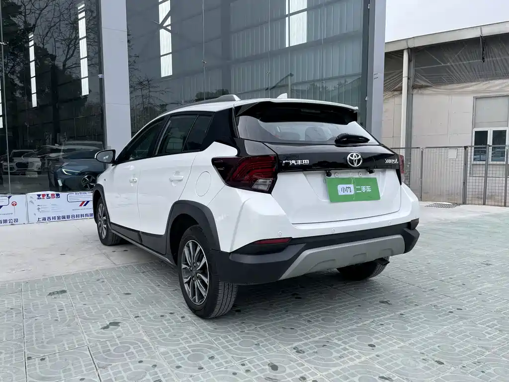 TOYOTA YARIS L ZHIXUAN