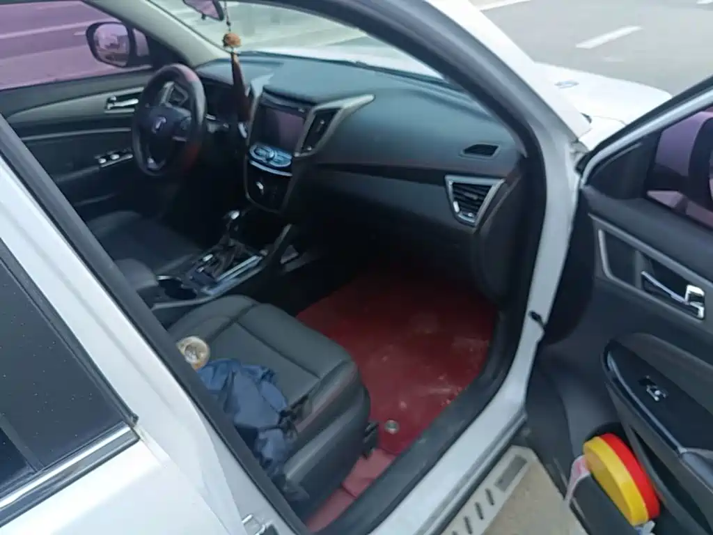 Changan CS75 — миниатюра 9