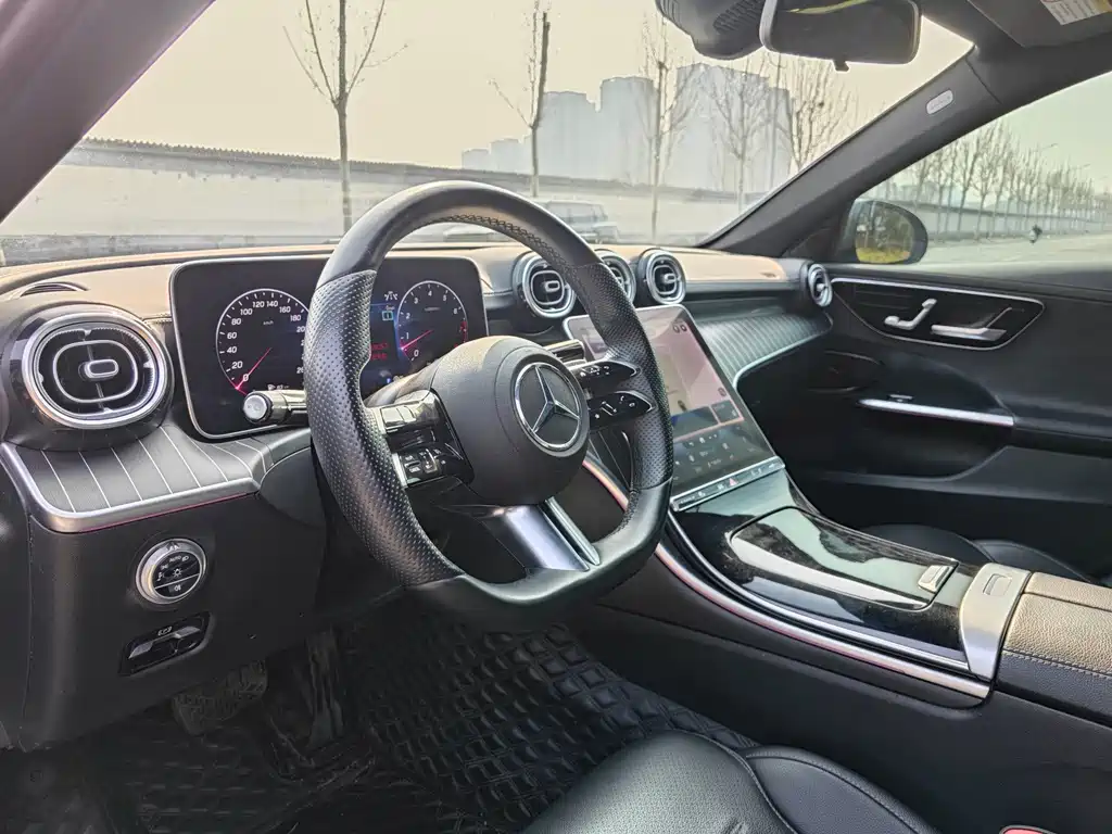 Mercedes-Benz C-Class — миниатюра 4