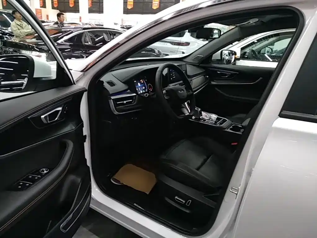 Chery Tiggo 8 — миниатюра 15
