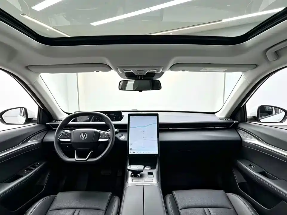 Changan Eado — миниатюра 4