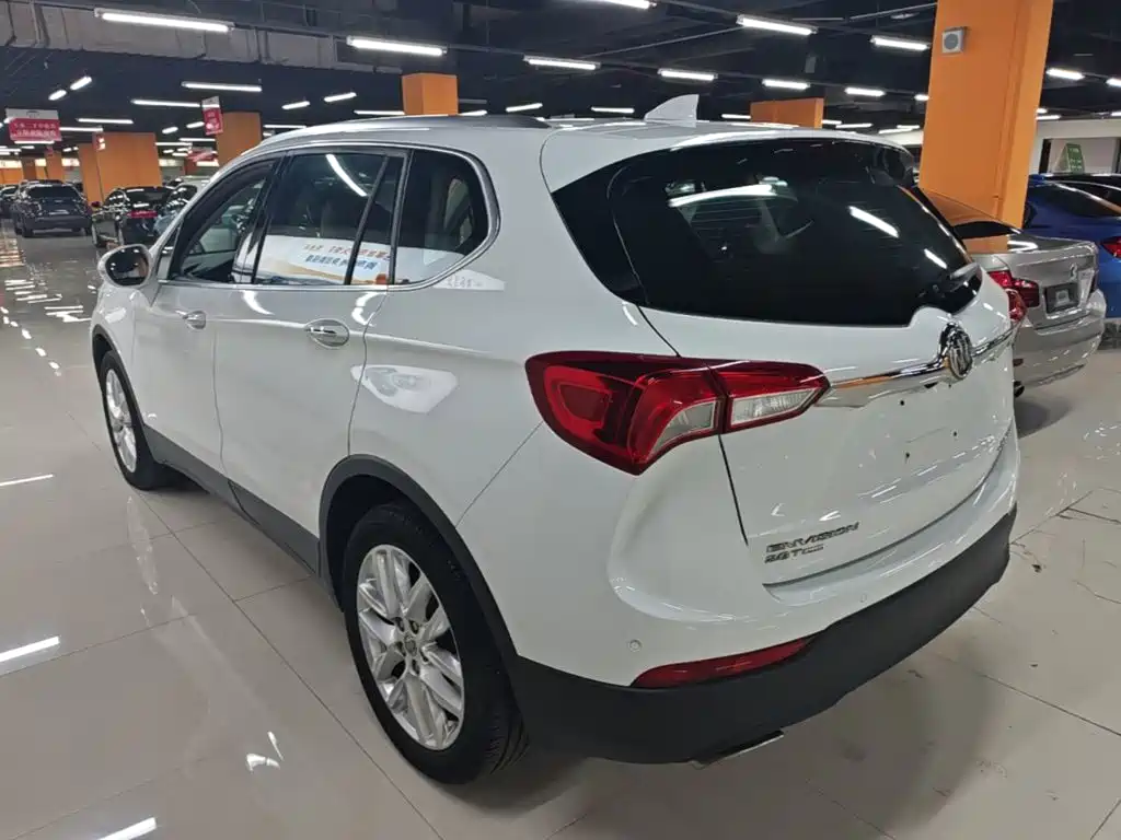 Buick Envision Plus — миниатюра 5
