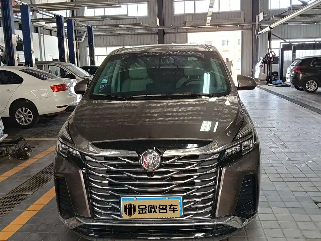 Buick GL8 2023 Luxury