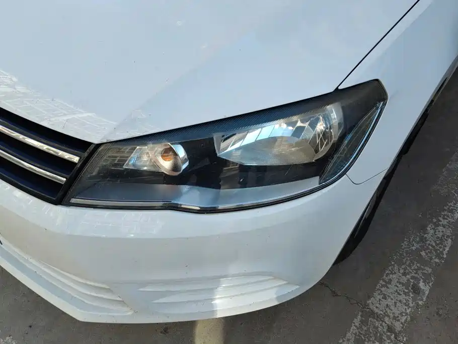 Volkswagen Jetta — миниатюра 5