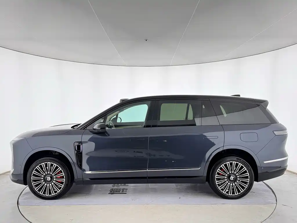 NIO ES8 — миниатюра 4