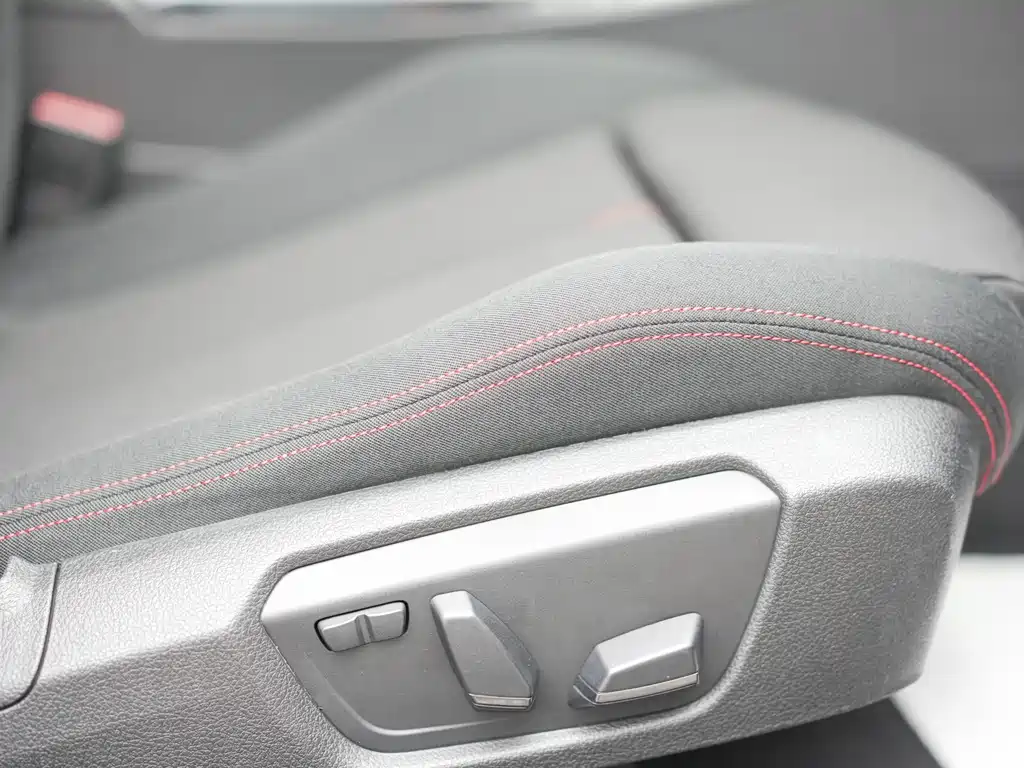 BMW 1 Series (Import) — миниатюра 14