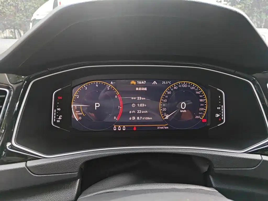 Volkswagen T-Roc — миниатюра 7