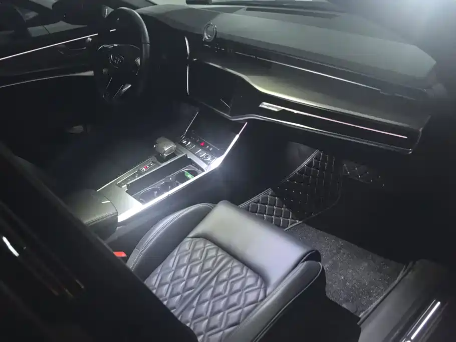Audi A6L — миниатюра 8