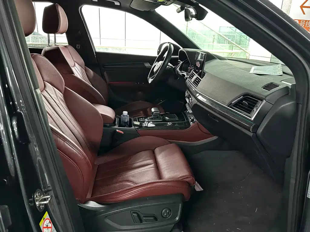 Audi Q5L Sportback — миниатюра 15