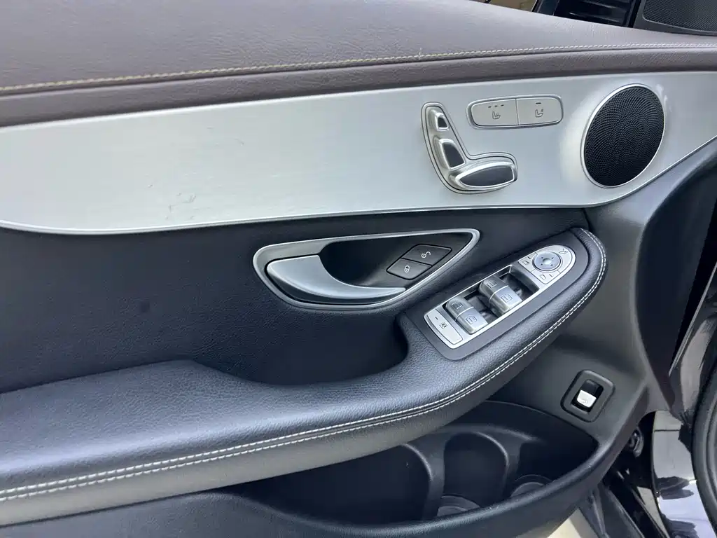Mercedes-Benz GLC — миниатюра 9
