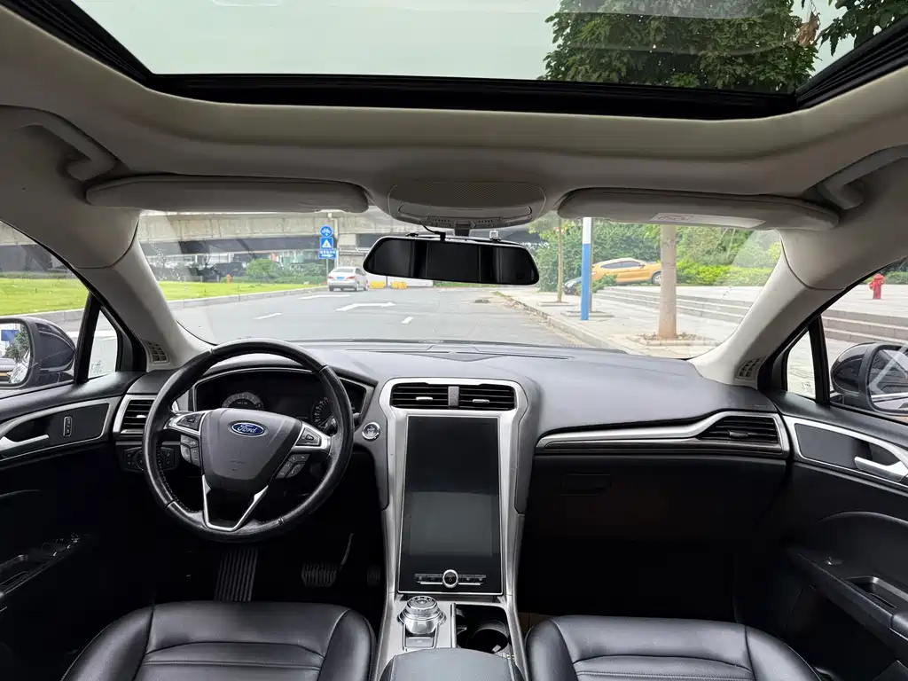 Ford Mondeo — миниатюра 31