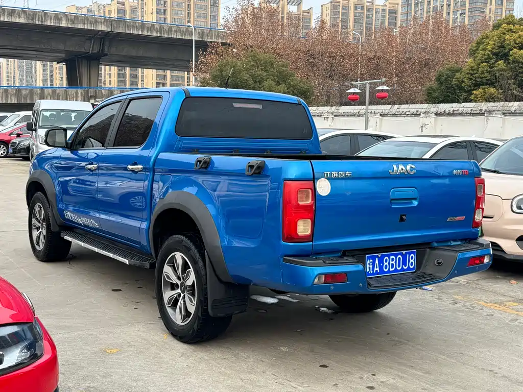 JIANGQI GROUP JAC T8