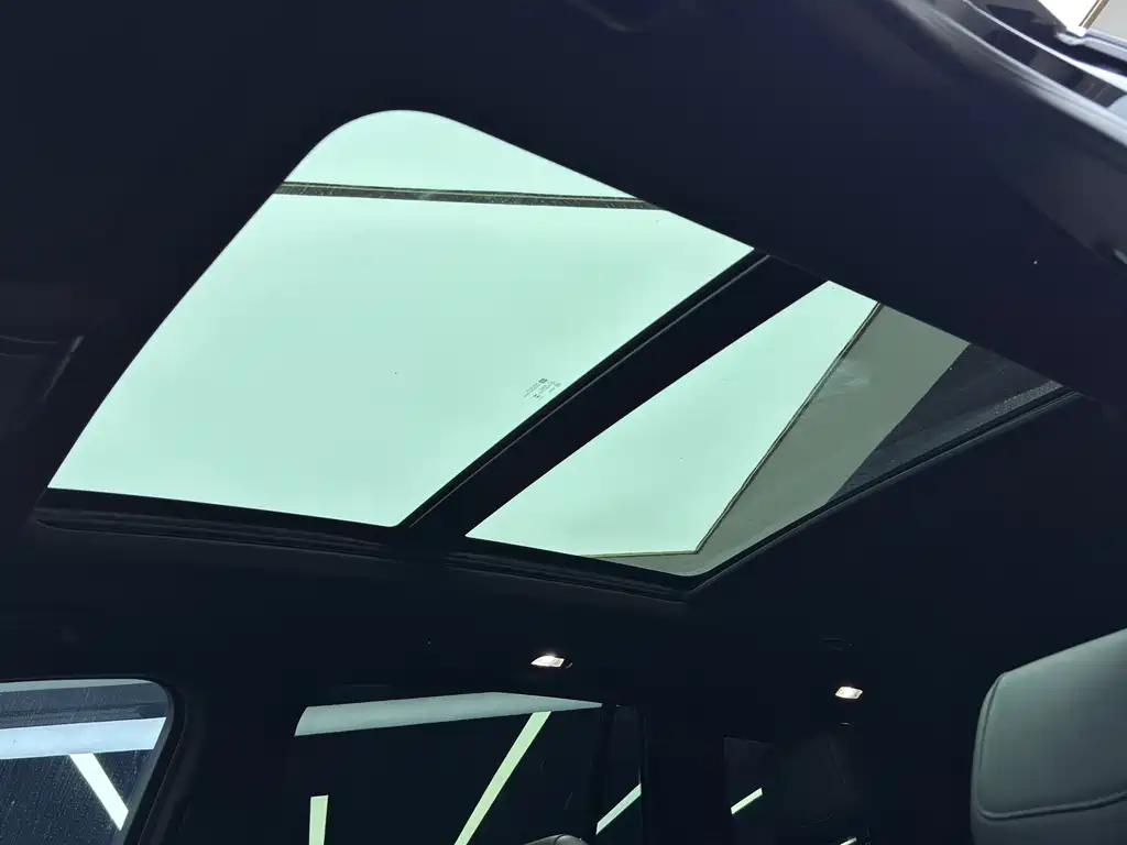 Cadillac XT6 — миниатюра 18