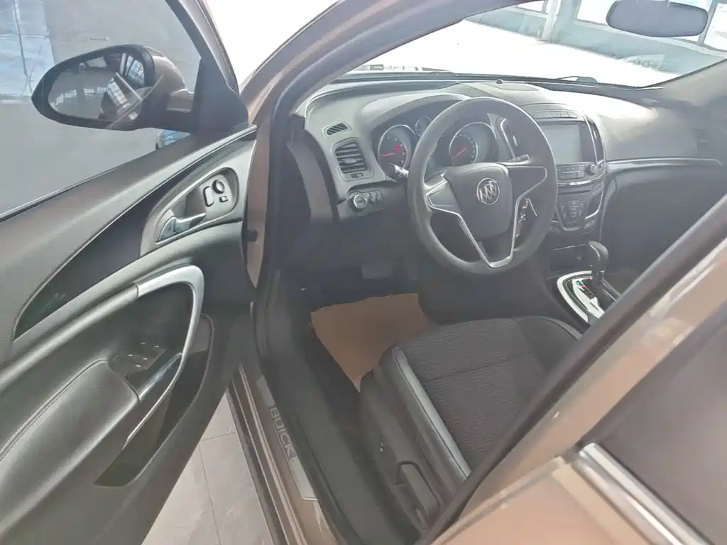 Buick Regal — миниатюра 16