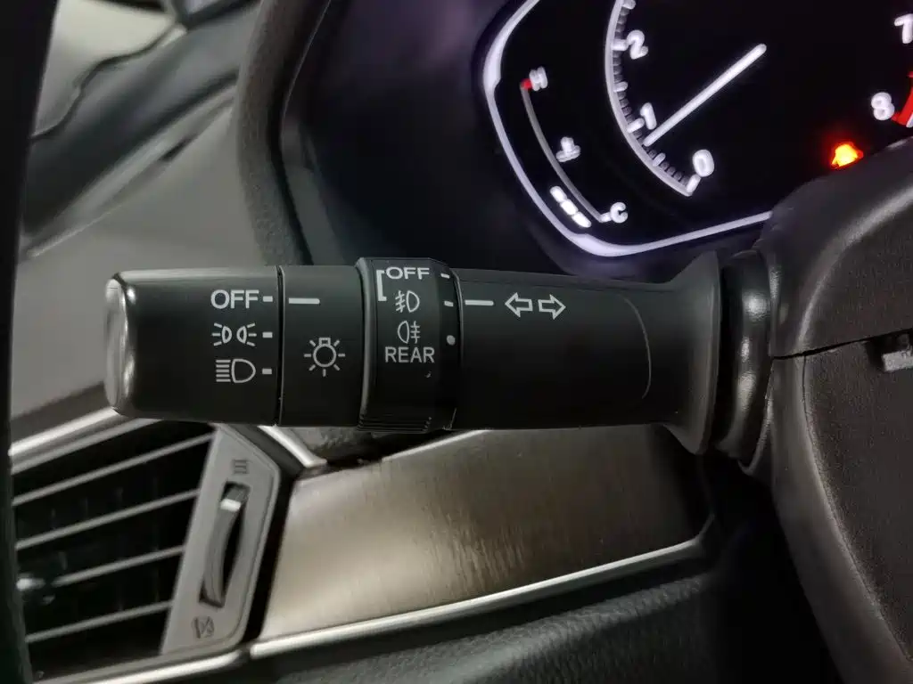 Honda Accord — миниатюра 21