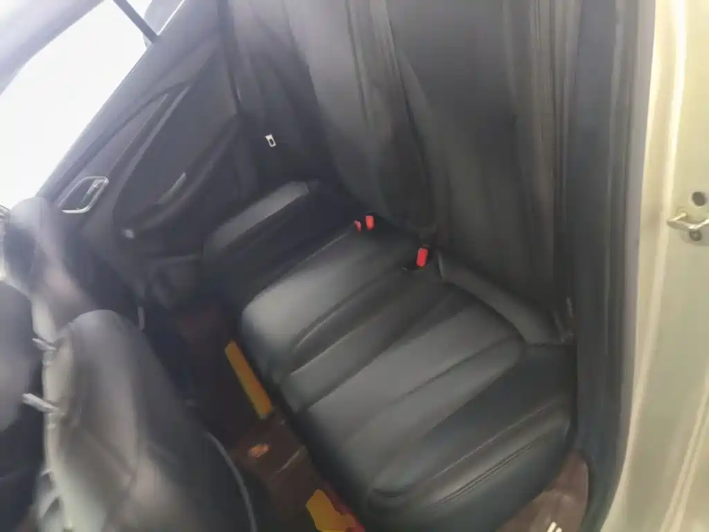 Roewe i5 — миниатюра 17