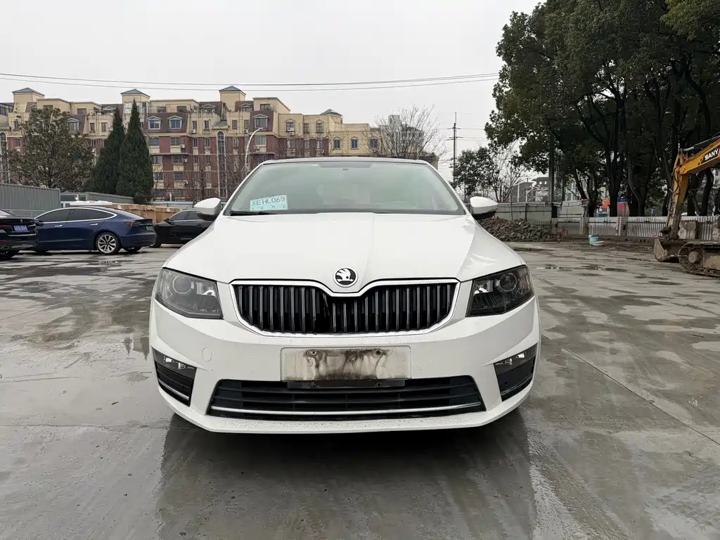 SKODA OCTAVIA