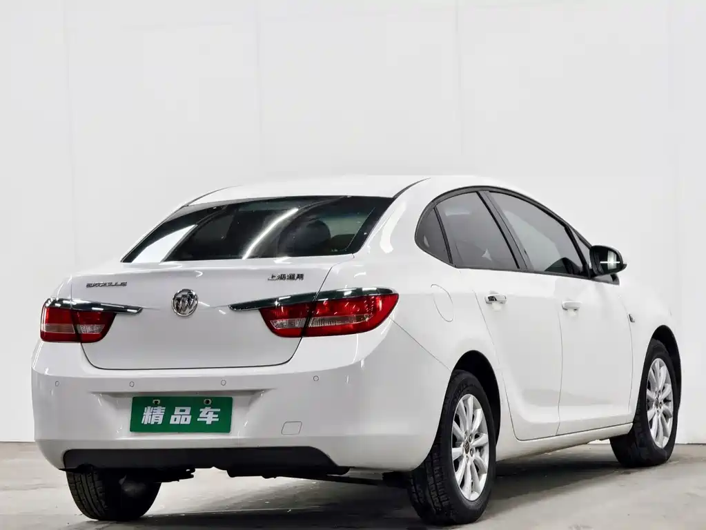 Buick Excelle 2013 GT 1.6L MT