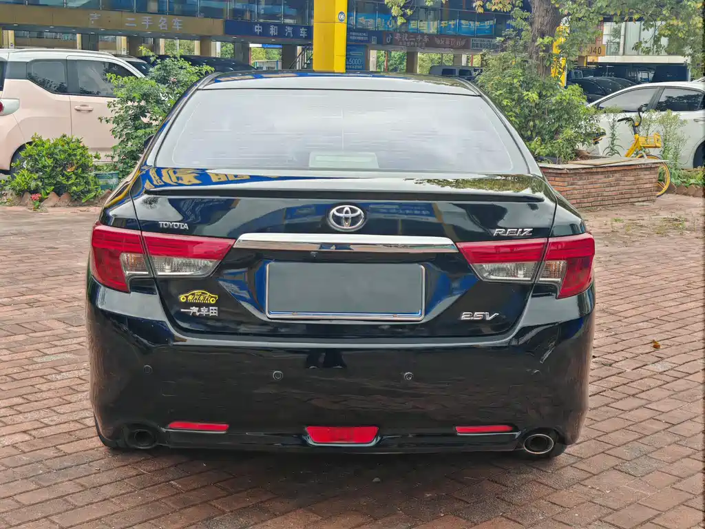 Toyota Reiz 2.5V Elite Sharp Edition, фото 5