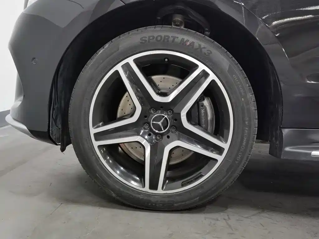 Mercedes-Benz GLE AMG — миниатюра 17