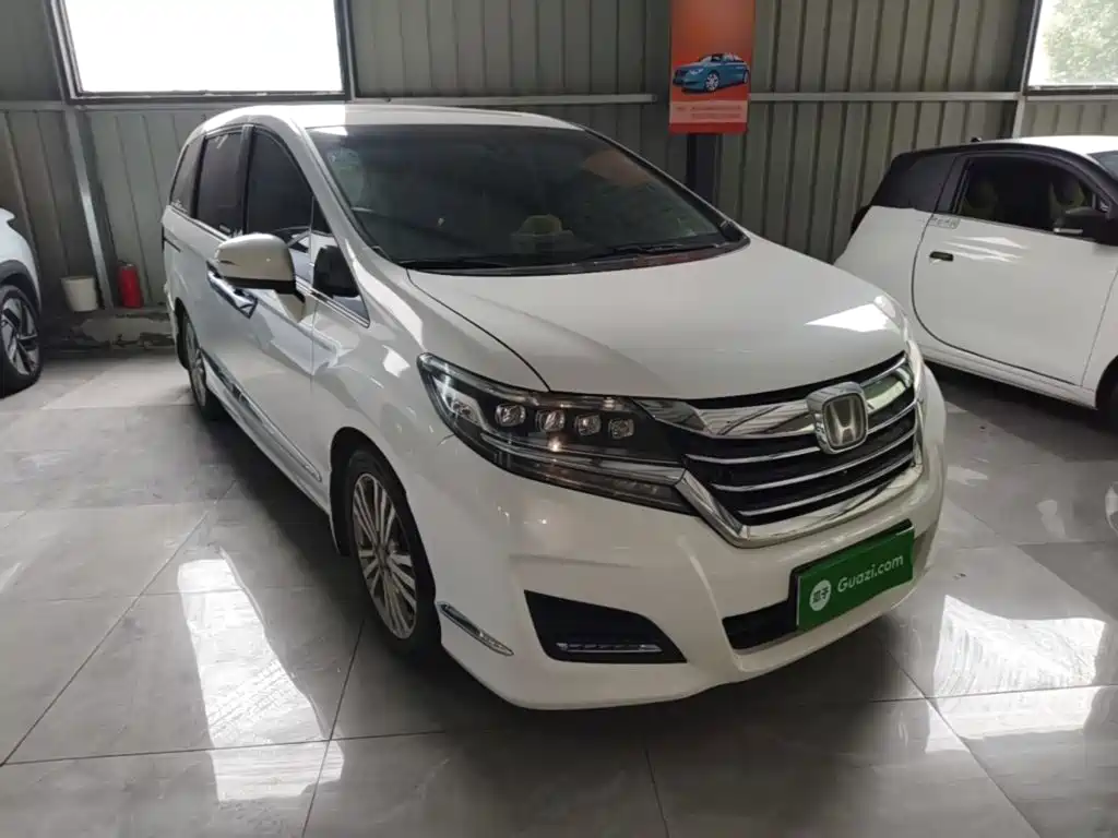 Honda Elysion — миниатюра 4
