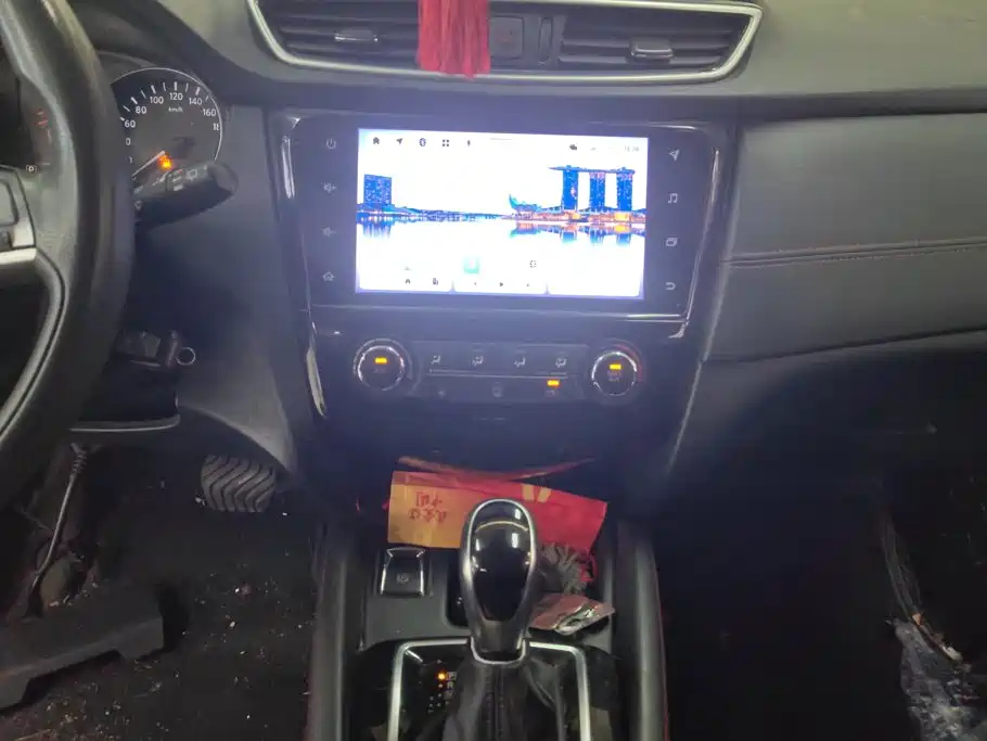 Nissan Qashqai — миниатюра 13