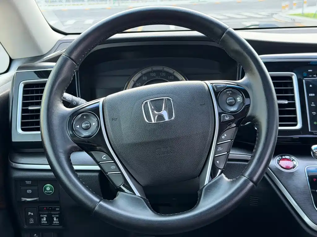 Honda Elysion — миниатюра 13