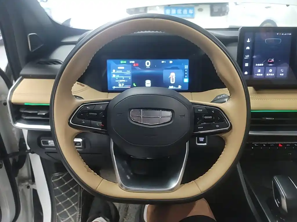 Geely Haoyue L — миниатюра 11