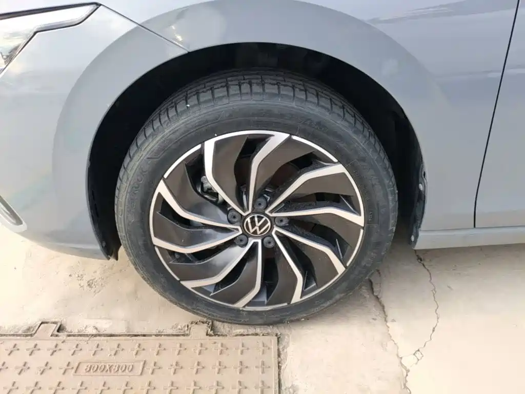 Volkswagen Golf — миниатюра 23