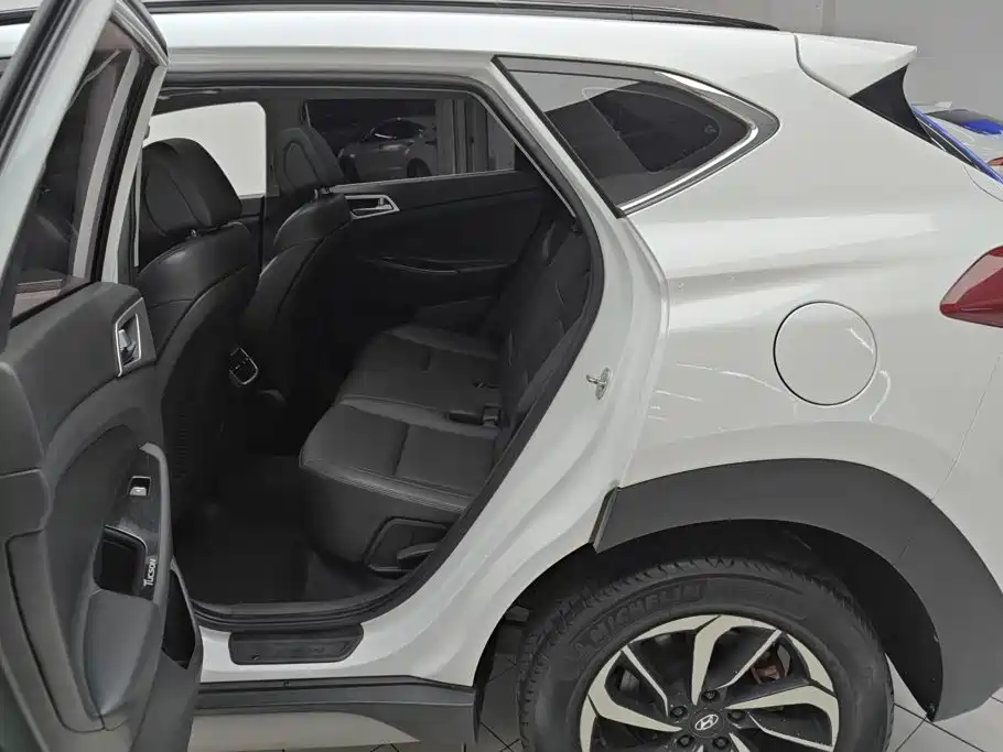 Hyundai Tucson — миниатюра 11