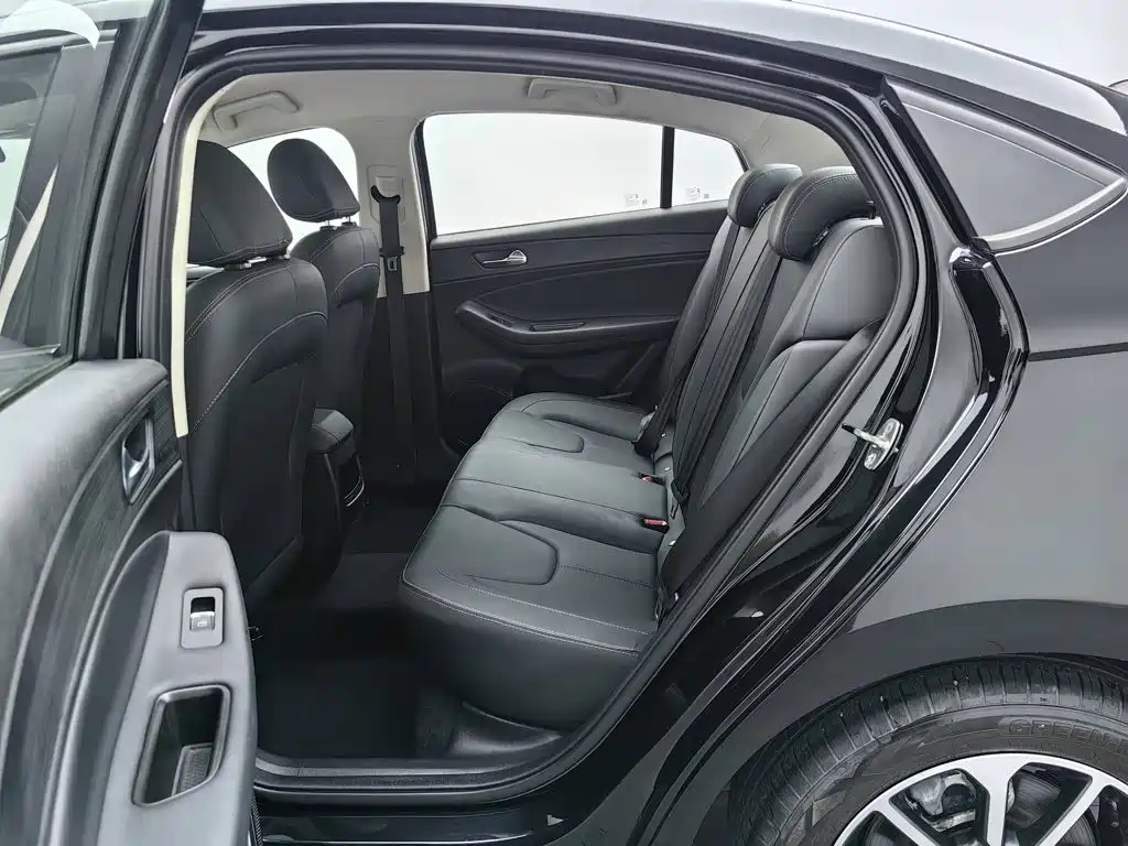 Chery Arrizo 5 — миниатюра 15