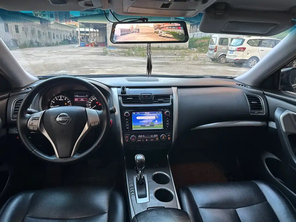 Nissan Teana — миниатюра 13