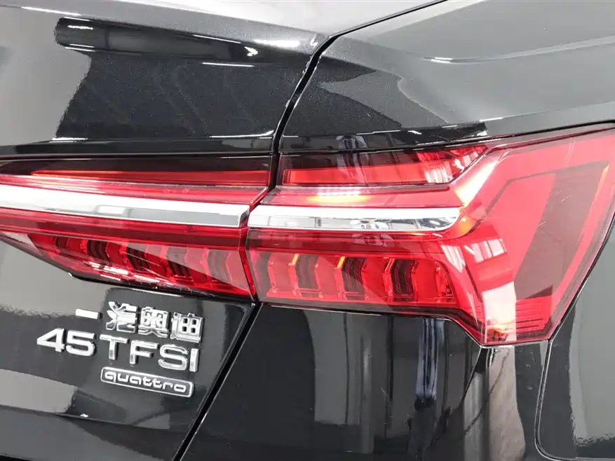 Audi A6L — миниатюра 18