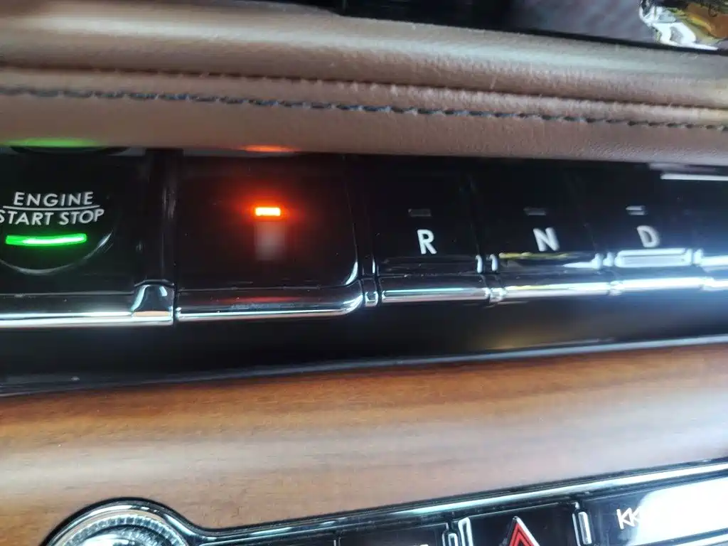 Lincoln Aviator — миниатюра 7
