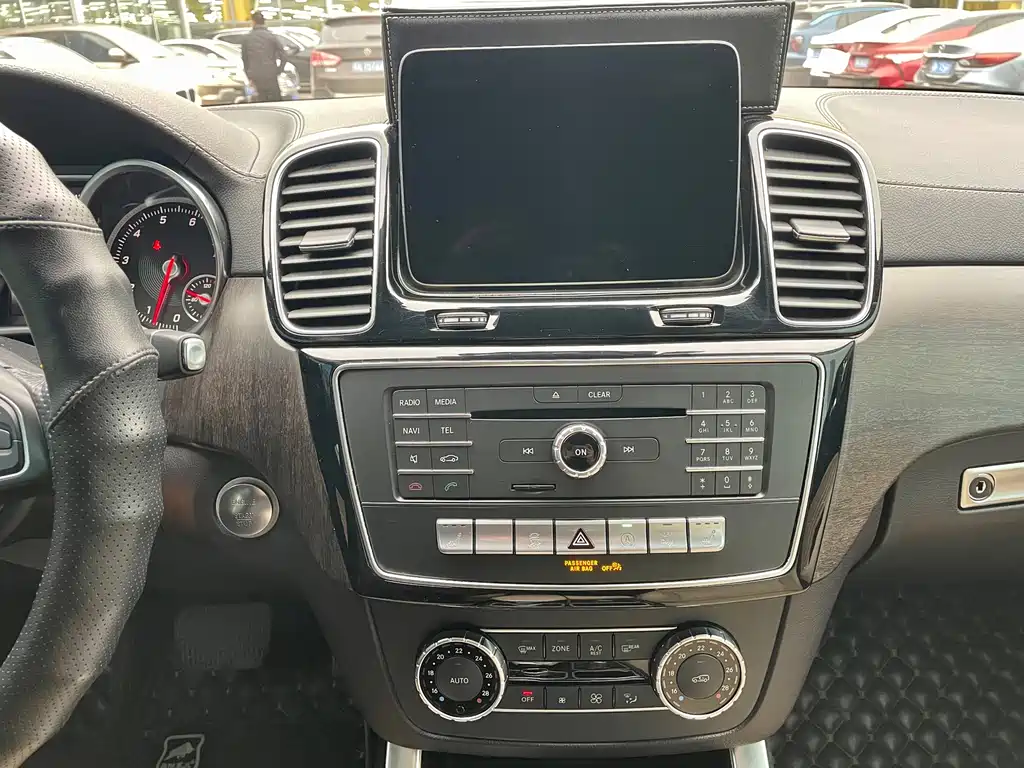 MERCEDES-BENZ GLE COUPE