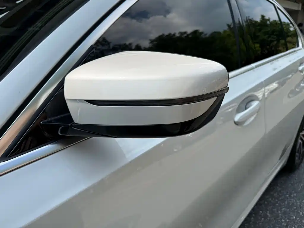 BMW 3 Series — миниатюра 25